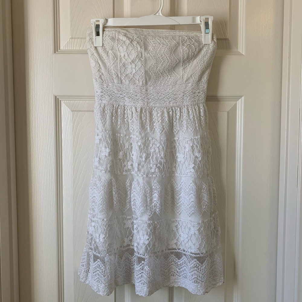 A&F Strapless White Lace Mini Dress (Size XS)